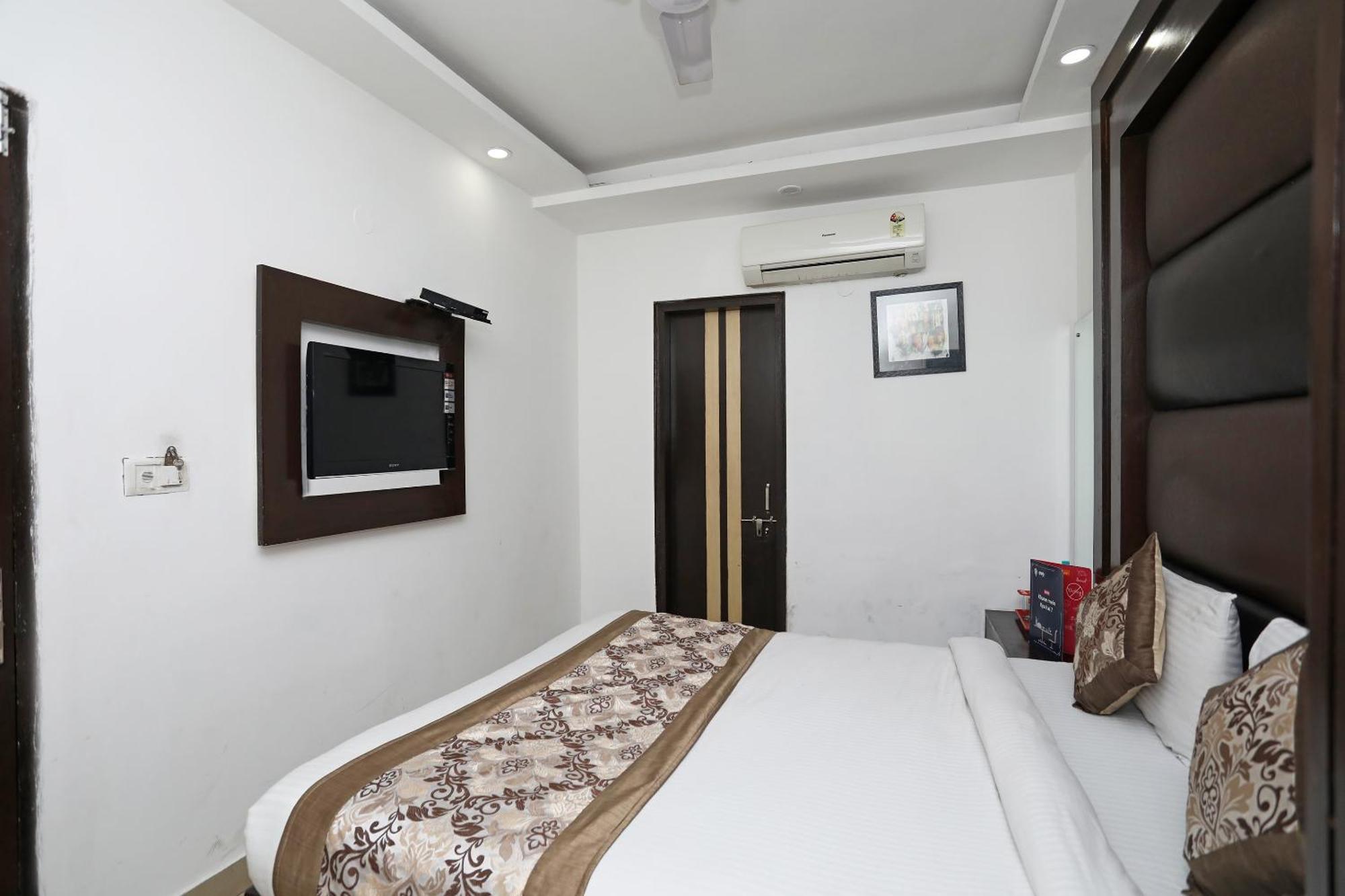 Hotel O Cg International Нью-Дели Экстерьер фото